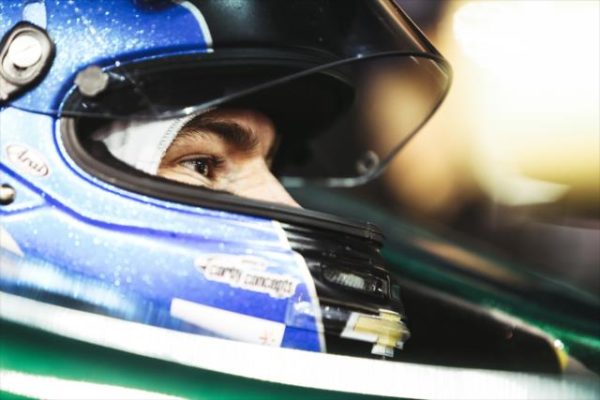 JR Hildebrand, leader di giornata