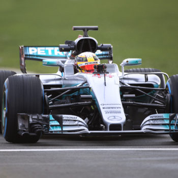 Mercedes svela la W08 Hybrid: e Hamilton e Bottas fanno già paura