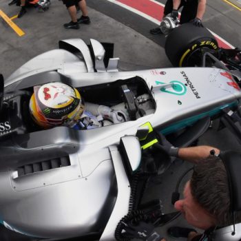 La F1 ricomincia da…Abu Dhabi: nelle FP1 di Melbourne è 1-2 Mercedes. Il DRS frena Vettel
