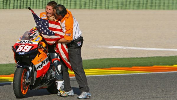 14_nicky_hayden_valencia_2006-gallery_full_top_md