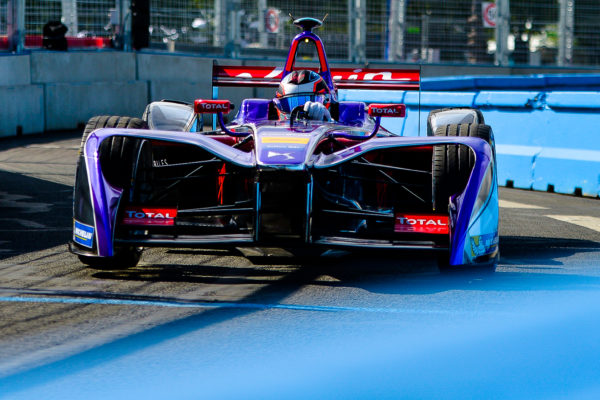 Lopez sulla DS Virgin nel corso dell'ePrix di Parigi