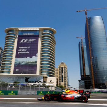 A Baku le FP1 sono nel segno delle RedBull! 3° Vettel, a muro Perez