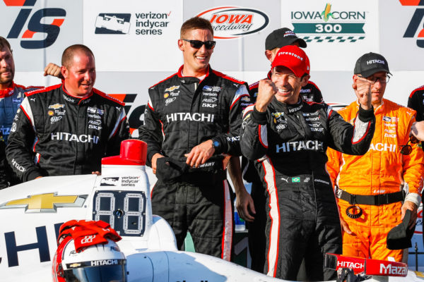 Castroneves ha vinto in Iowa