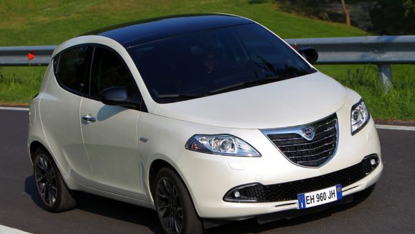 lancia-ypsilon-1