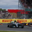 Hamilton domina il GP di Silverstone davanti a Bottas. La Pirelli “tradisce” entrambe le Ferrari