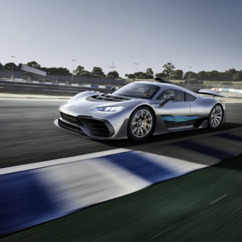 Mercedes-AMG porta un po’ di F1 su strada: ecco la Project ONE, hypercar da oltre 1000 CV