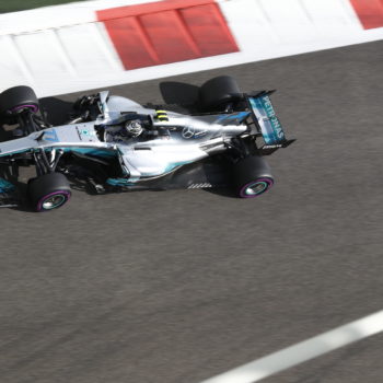 Le Mercedes dominano le qualifiche di Abu Dhabi: è Pole di Bottas! 3° Vettel, ma quei 5 decimi…