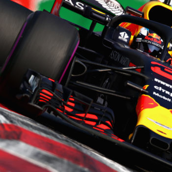 Ricciardo conquista la Pole in Messico! Beffato Verstappen, Hamilton davanti a Vettel