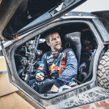 Loeb non è ancora sazio: sarà al via della Dakar 2019 con una 3008 DKR!