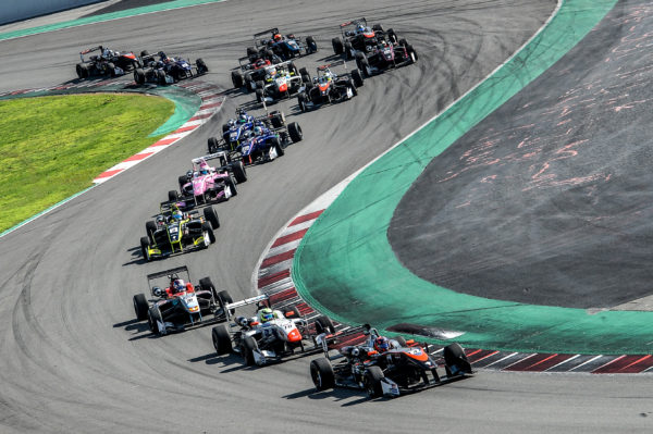 La confusione delle F3: oltre al campionato FIA, altre tre serie solo in Europa!