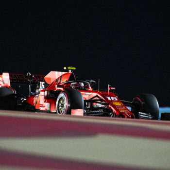 Vettel e Hamilton in coro: “Difficilissimo battere Leclerc”. Il monegasco: “Felice del mio giro”