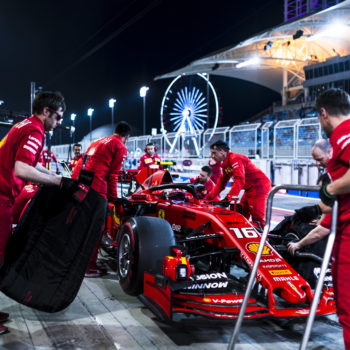 Clamoroso in Ferrari: in Cina le SF90 correrano con V10 aspirati. Binotto: “Non temiamo la squalifica”
