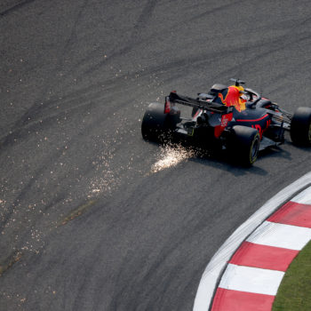 Verstappen: “Ora so come dovrò comportarmi in qualifica”. Vettel: “Se avessimo accelerato un pochino…”