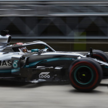 La FIA dichiara irregolare la nuova ala anteriore Mercedes: le W10 tornano “indietro”