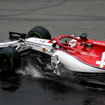 Le Alfa Romeo Sauber prendono 30″ di penalità: Hamilton e Kubica a punti!