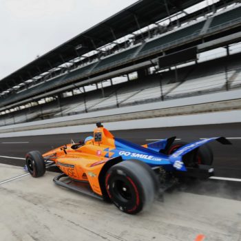 Finalmente la McLaren entra in IndyCar! Con SPM e Chevy (e Alonso?)