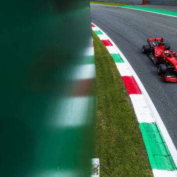 Vettel salvato dal “beneficio del dubbio”: nessuna penalità per il #5