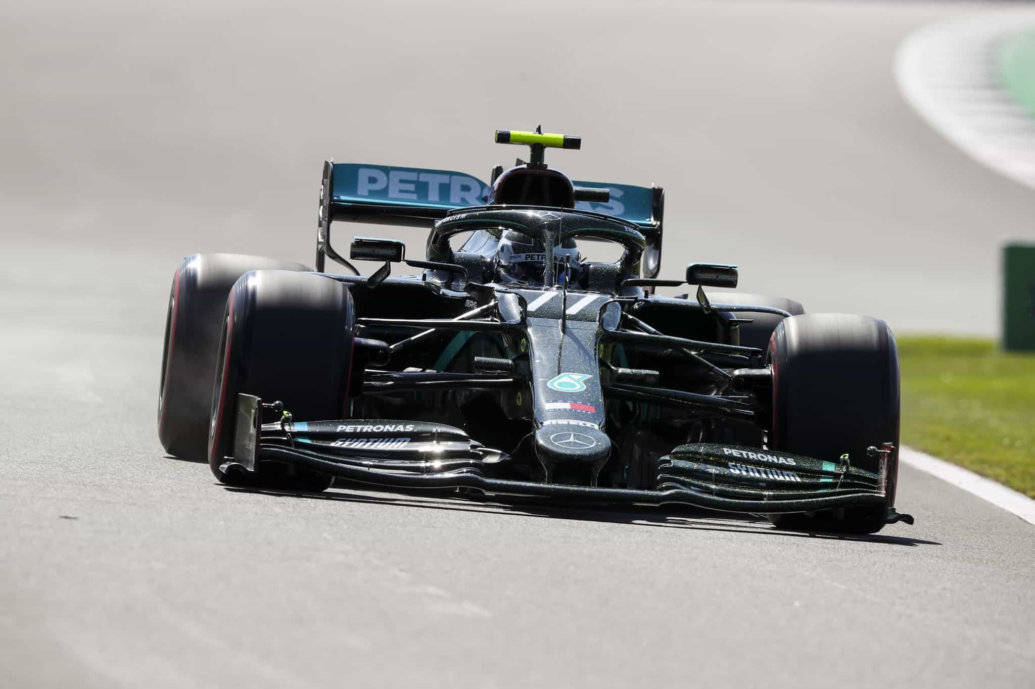 Valtteri Bottas durante le FP1 del GP di Gran Bretagna