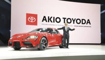 Toyoda: “Le auto elettriche? Sopravvalutate. La politica non si rende conto di cosa si parli”