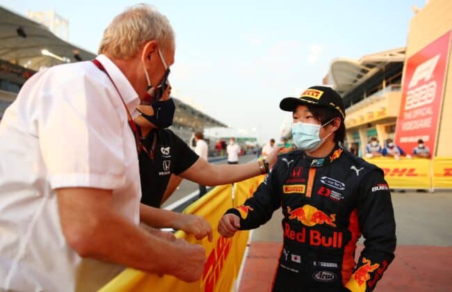 Helmut Marko e Yuki Tsunoda. Formula 2, feature race GP di Sakhir 2020.