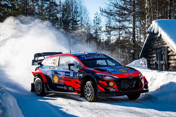 Tanak vince l'Arctic Rally Finland, Rovanpera secondo sale in testa al Mondiale!