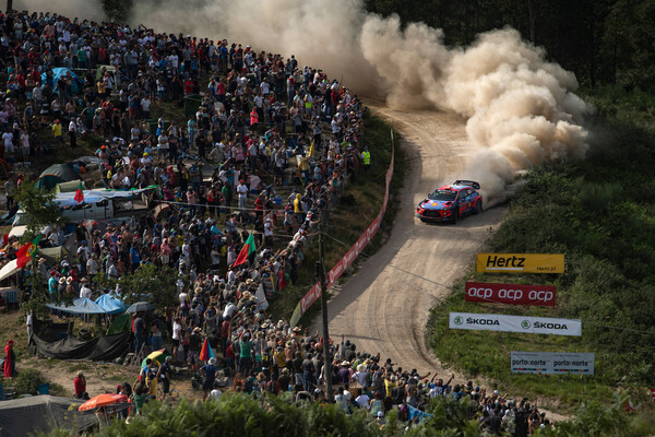 Finalmente è l'ora dello sterrato: il WRC si prepara al Rally di Portogallo