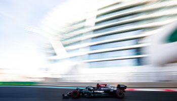 Hamilton davanti a Verstappen nelle FP3 di Abu Dhabi. Nessuna investigazione per il #44