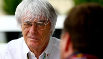 Per Ecclestone ad Abu Dhabi ha sbagliato Mercedes: “Bastava fermare Bottas in pista!”
