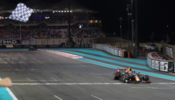 Il finale del GP di Abu Dhabi? Per John Watson la causa sono Netflix e Drive To Survive
