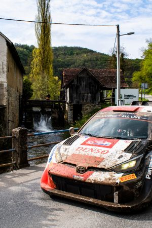Non c’è storia: al Rally Croazia, Kalle Rovanpera sembra avere un passo irraggiungibile dal resto del mondo.