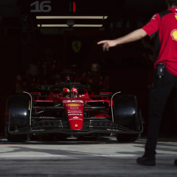 F1, Day 3 test Bahrain: al mattino Leclerc (che prova una nuova ala) è 1° davanti a Russell