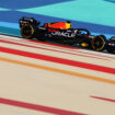 F1, Day 1 test Bahrain: Verstappen gira tanto e bene, Alonso è 2° e Leclerc regala meme