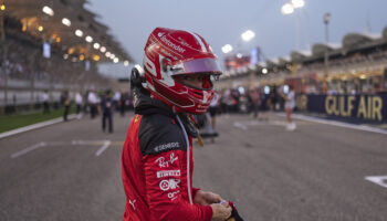 Leclerc ricorre alla terza centralina: 10 posizioni di penalità per il #16 nel GP d’Arabia Saudita