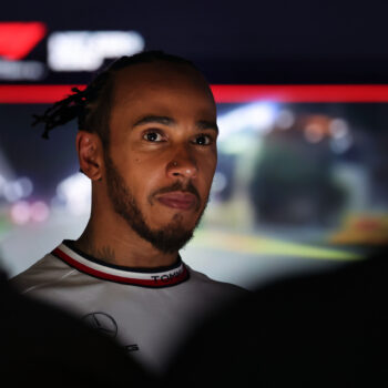 Hamilton punge Mercedes: “Dovrebbero ammettere di non avermi ascoltato”