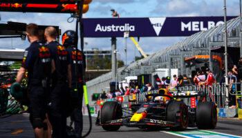 Le FP1 del GP d’Australia se le prende Verstappen, con Hamilton e Perez a inseguire