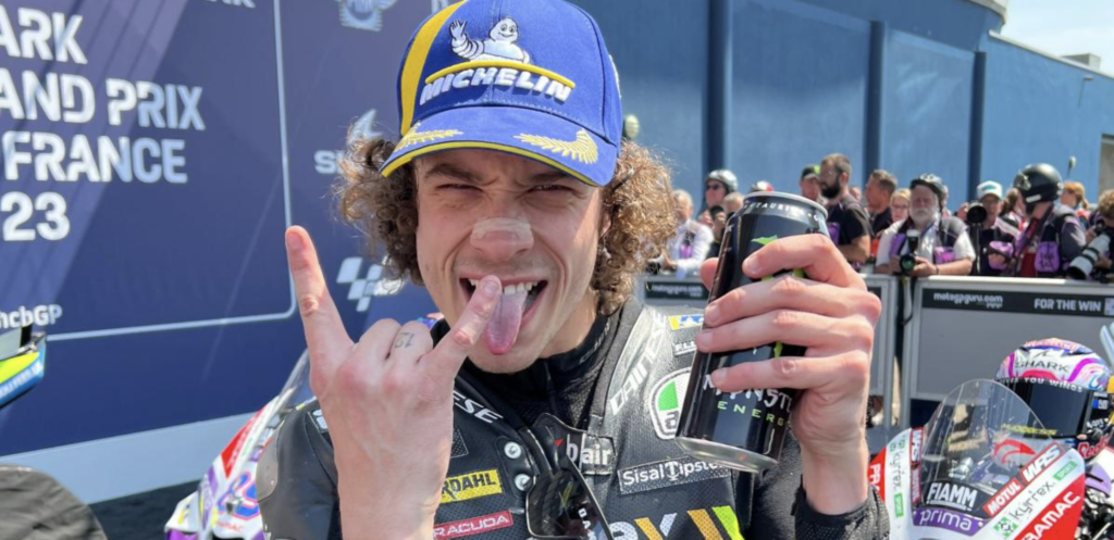 Marco Bezzecchi vince la gara MotoGP a Le Mans