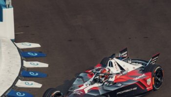 Formula E: Wehrlein vince Gara 1 a Jakarta davanti a Dennis. Disastro Jaguar