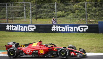 F1, FP2 Monza: Carlos Sainz precede Norris. Il traffico ferma Verstappen, il muro ferma Perez