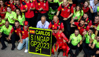 Strategia Ferrari a Singapore: analisi di una vittoria di squadra