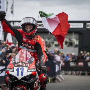 SBK: Nicolò Bulega in Ducati ufficiale dal 2024
