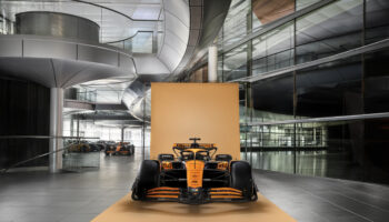 F1, ecco le immagini della presentazione della nuova McLaren MCL38