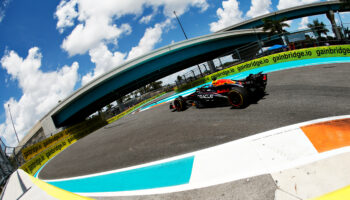 F1, FP1 GP Miami: Verstappen-Piastri in testa. Leclerc out dopo 7 minuti