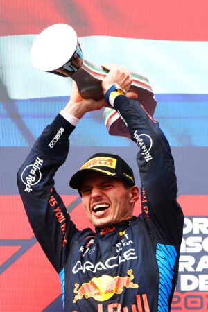 F1, Verstappen fatica ma vince su Norris a Imola: “Con le dure sembrava di guidare sul ghiaccio”